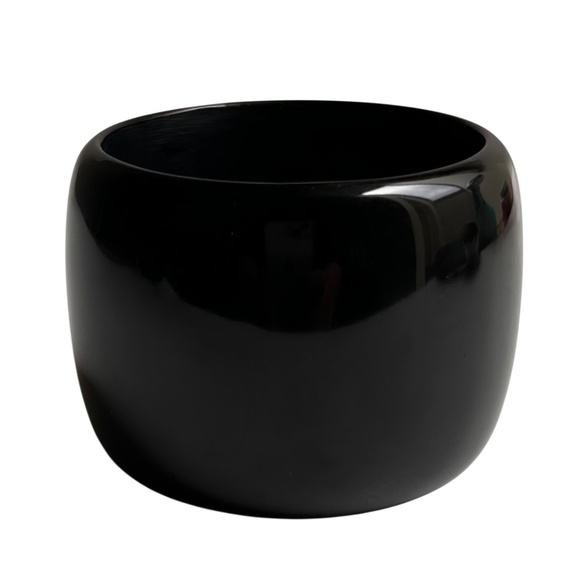 Vintage Wide & Chunky Black Lucite Bangle Bracelet - Picture 1 of 6